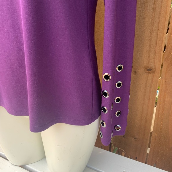 Halston womens long sleeve blouse size Medium. - Picture 3 of 8